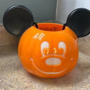 Disney Parks light up mickey trick or treat bag